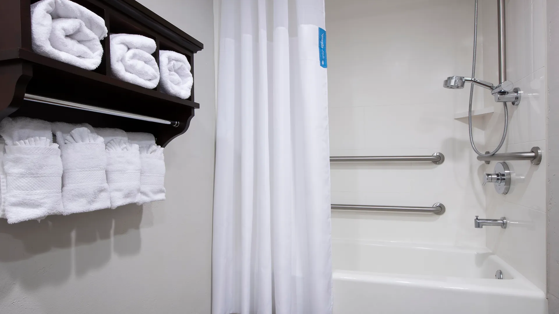 Hampton Inn & Suites San Juan Carolina 3*,  Puerto Rico